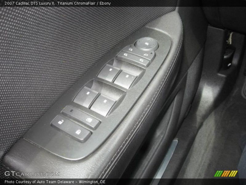 Titanium ChromaFlair / Ebony 2007 Cadillac DTS Luxury II