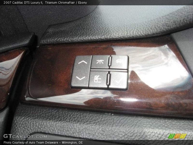 Titanium ChromaFlair / Ebony 2007 Cadillac DTS Luxury II