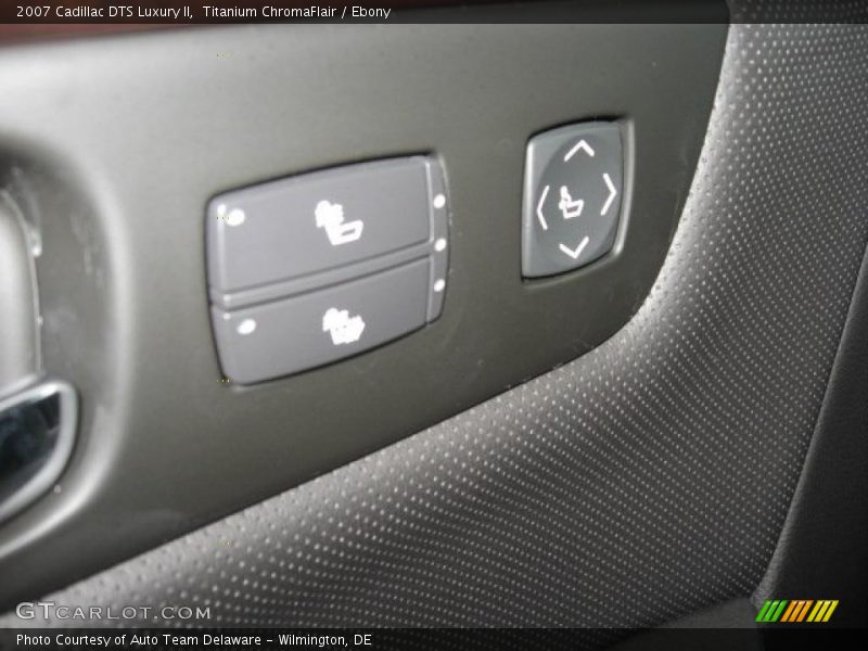 Titanium ChromaFlair / Ebony 2007 Cadillac DTS Luxury II