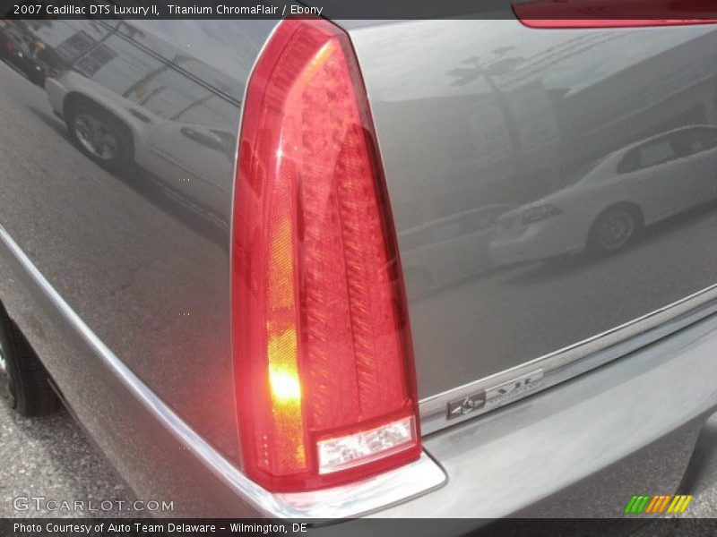 Titanium ChromaFlair / Ebony 2007 Cadillac DTS Luxury II