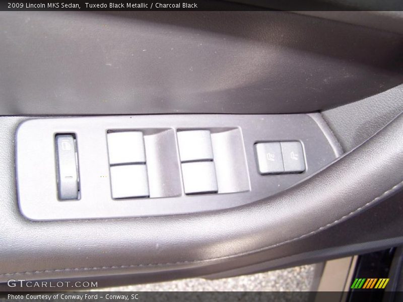 Tuxedo Black Metallic / Charcoal Black 2009 Lincoln MKS Sedan