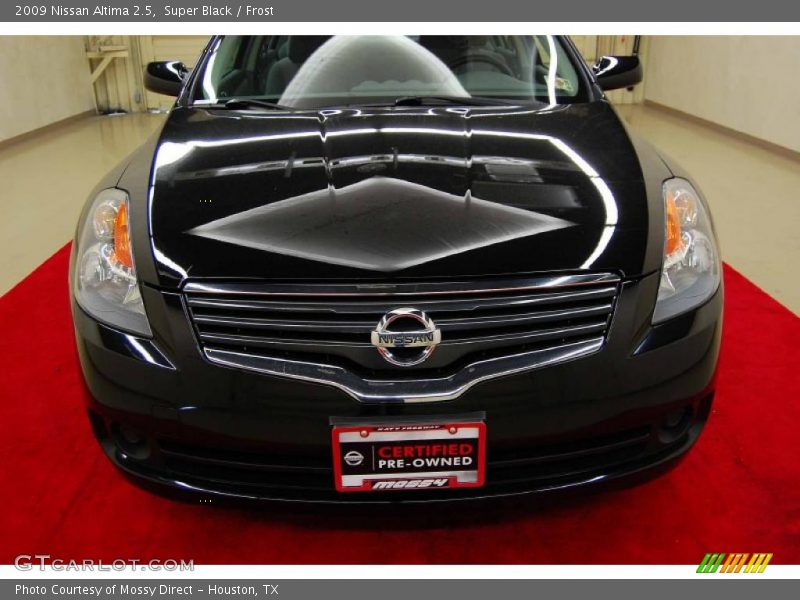 Super Black / Frost 2009 Nissan Altima 2.5