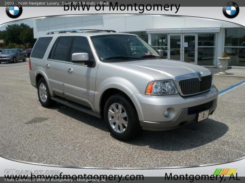 Silver Birch Metallic / Black 2003 Lincoln Navigator Luxury