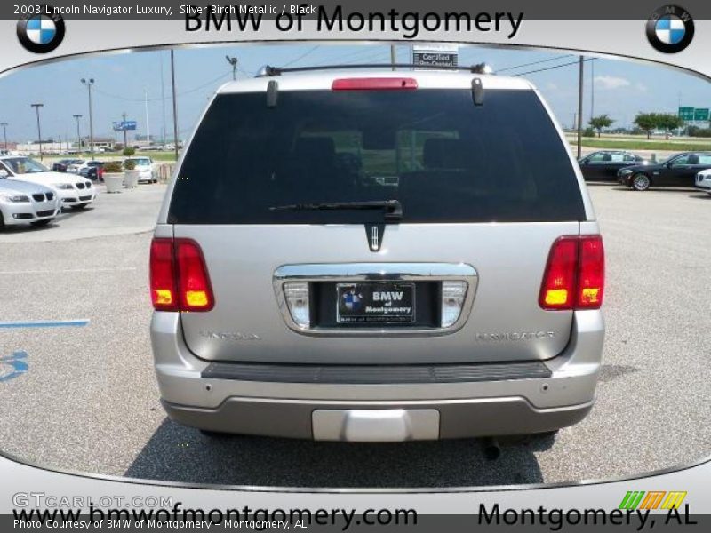 Silver Birch Metallic / Black 2003 Lincoln Navigator Luxury