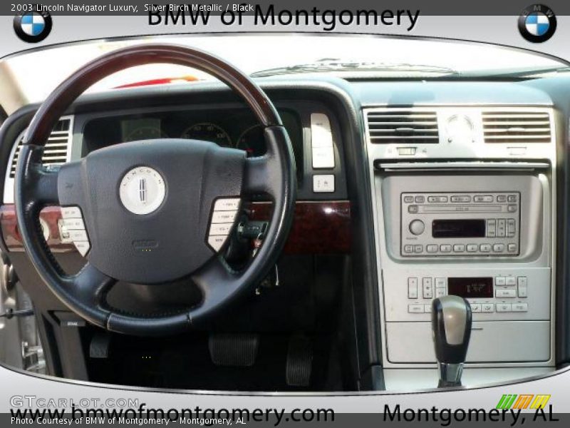 Silver Birch Metallic / Black 2003 Lincoln Navigator Luxury