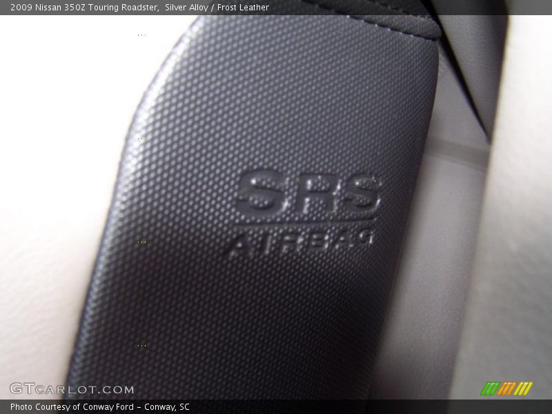 Silver Alloy / Frost Leather 2009 Nissan 350Z Touring Roadster