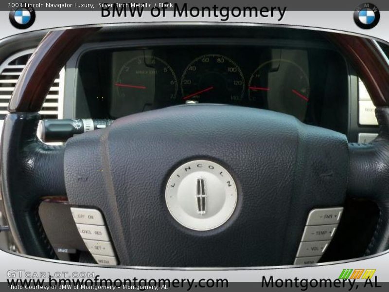 Silver Birch Metallic / Black 2003 Lincoln Navigator Luxury