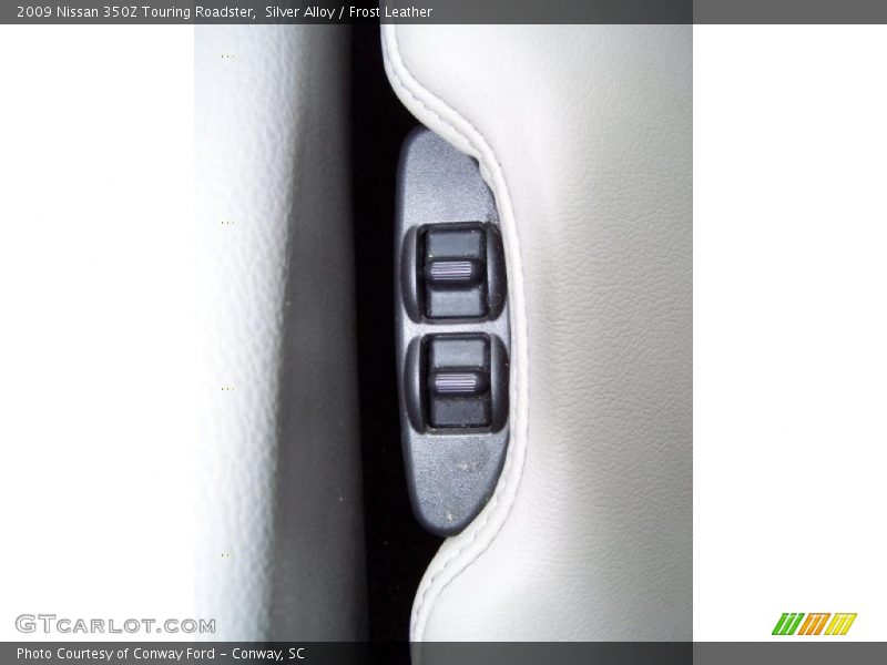 Silver Alloy / Frost Leather 2009 Nissan 350Z Touring Roadster