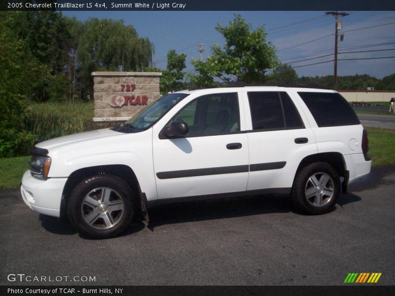 Summit White / Light Gray 2005 Chevrolet TrailBlazer LS 4x4