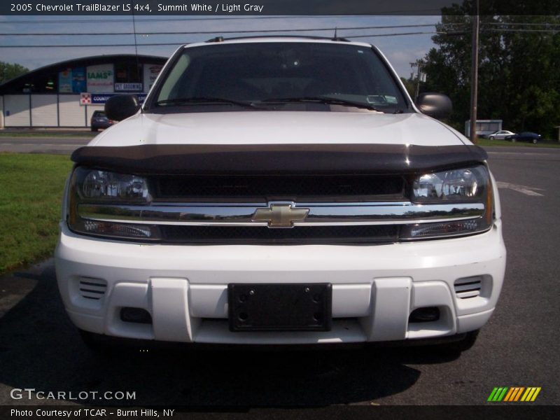 Summit White / Light Gray 2005 Chevrolet TrailBlazer LS 4x4