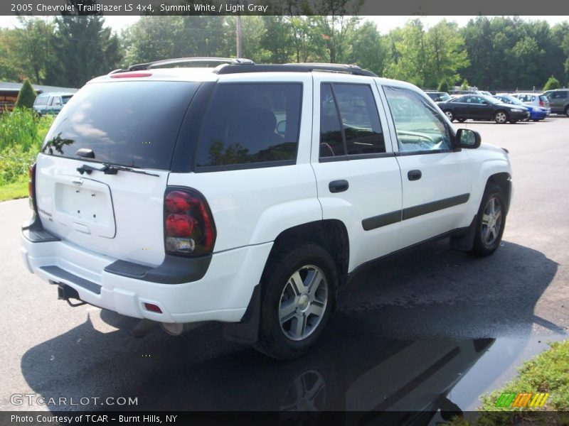 Summit White / Light Gray 2005 Chevrolet TrailBlazer LS 4x4