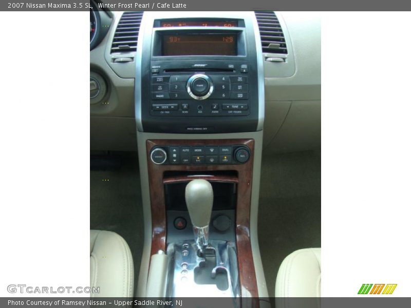 Winter Frost Pearl / Cafe Latte 2007 Nissan Maxima 3.5 SL