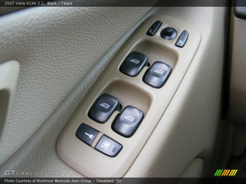 Black / Taupe 2007 Volvo XC90 3.2