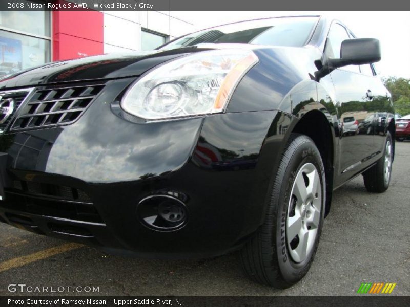 Wicked Black / Gray 2008 Nissan Rogue S AWD