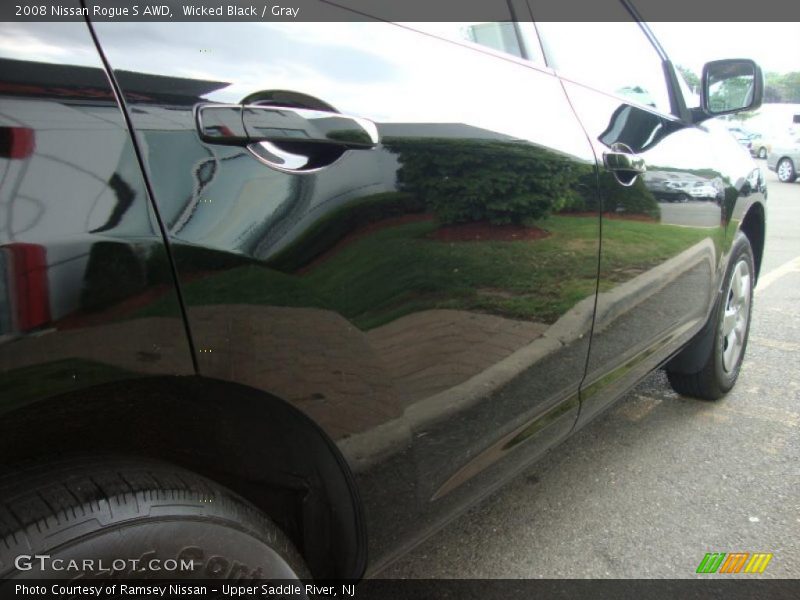 Wicked Black / Gray 2008 Nissan Rogue S AWD