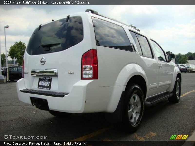 Avalanche White / Graphite 2007 Nissan Pathfinder SE 4x4