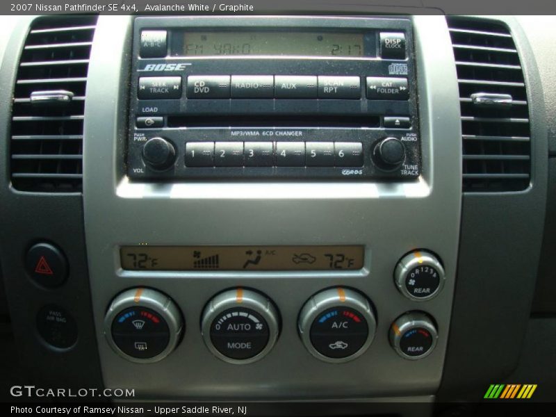 Avalanche White / Graphite 2007 Nissan Pathfinder SE 4x4
