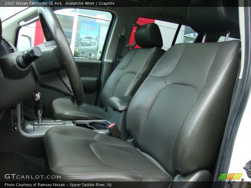 Avalanche White / Graphite 2007 Nissan Pathfinder SE 4x4