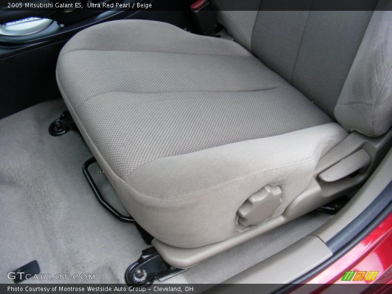 Ultra Red Pearl / Beige 2005 Mitsubishi Galant ES