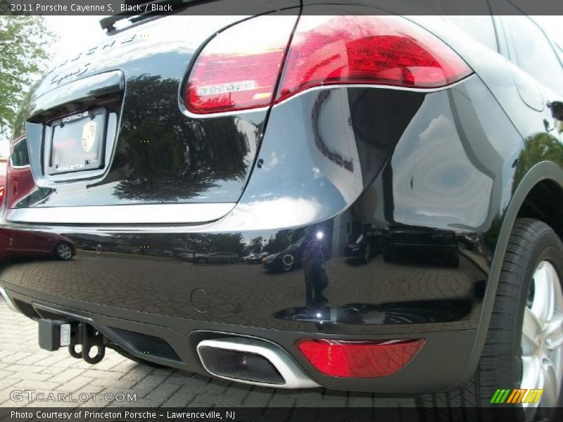 Black / Black 2011 Porsche Cayenne S