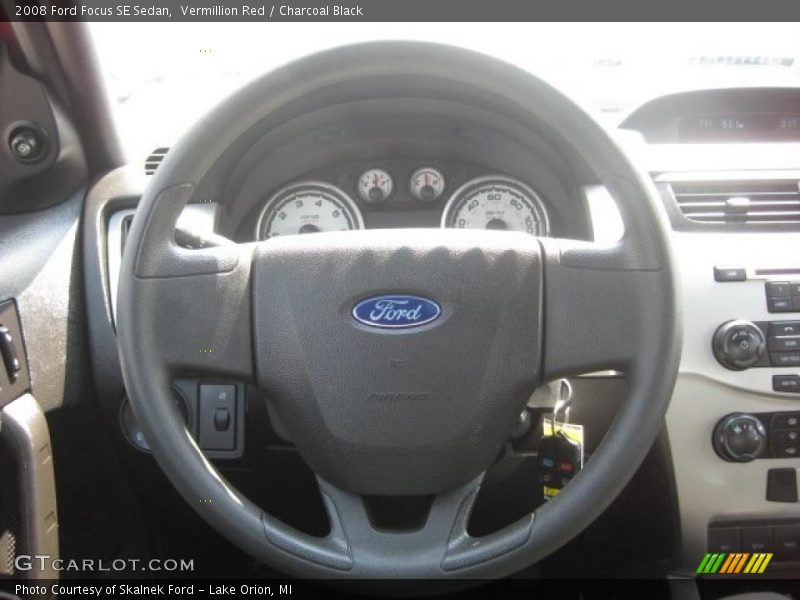 Vermillion Red / Charcoal Black 2008 Ford Focus SE Sedan