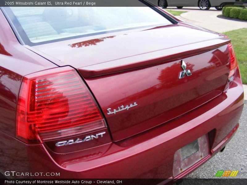 Ultra Red Pearl / Beige 2005 Mitsubishi Galant ES