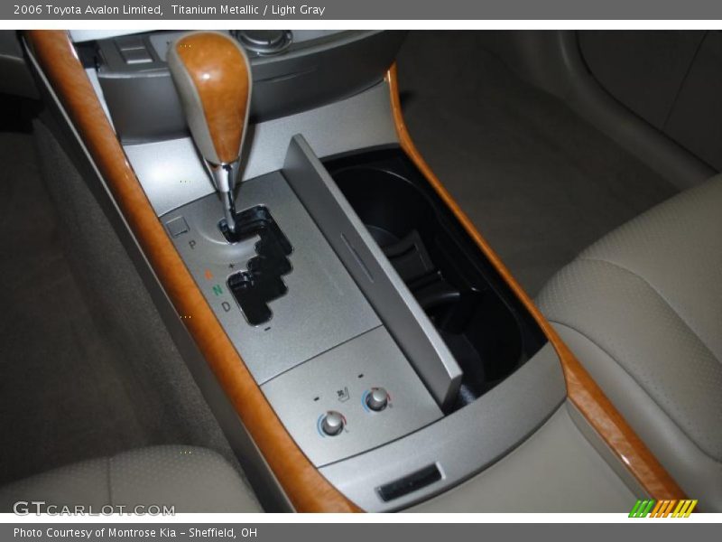 Titanium Metallic / Light Gray 2006 Toyota Avalon Limited