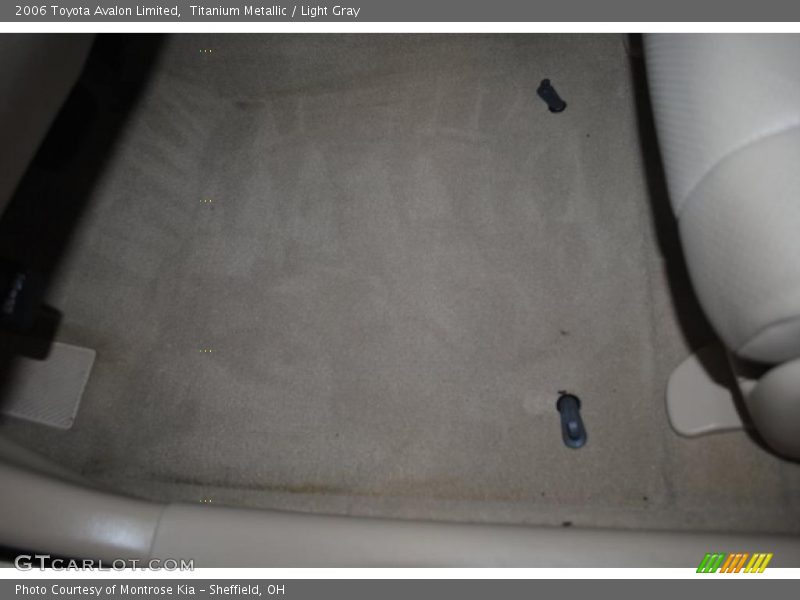 Titanium Metallic / Light Gray 2006 Toyota Avalon Limited