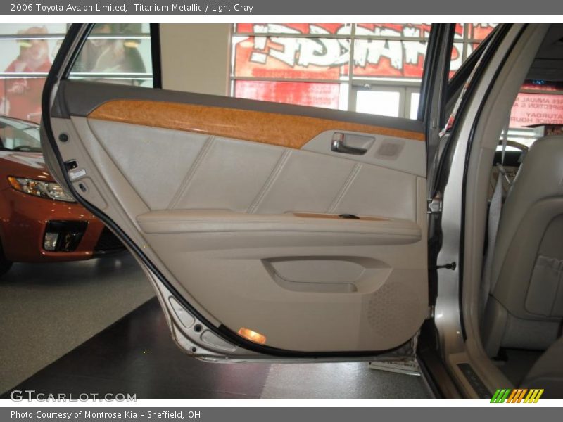 Titanium Metallic / Light Gray 2006 Toyota Avalon Limited