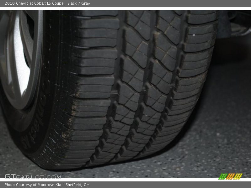 Black / Gray 2010 Chevrolet Cobalt LS Coupe