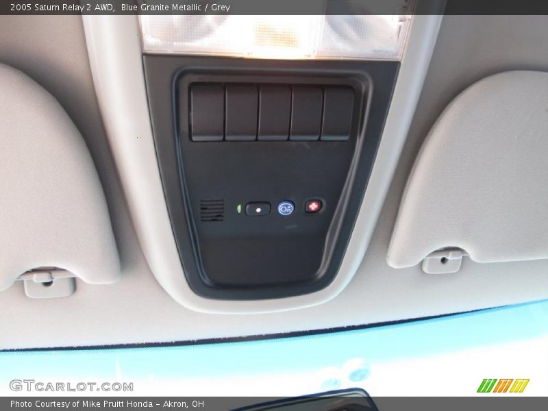 Blue Granite Metallic / Grey 2005 Saturn Relay 2 AWD