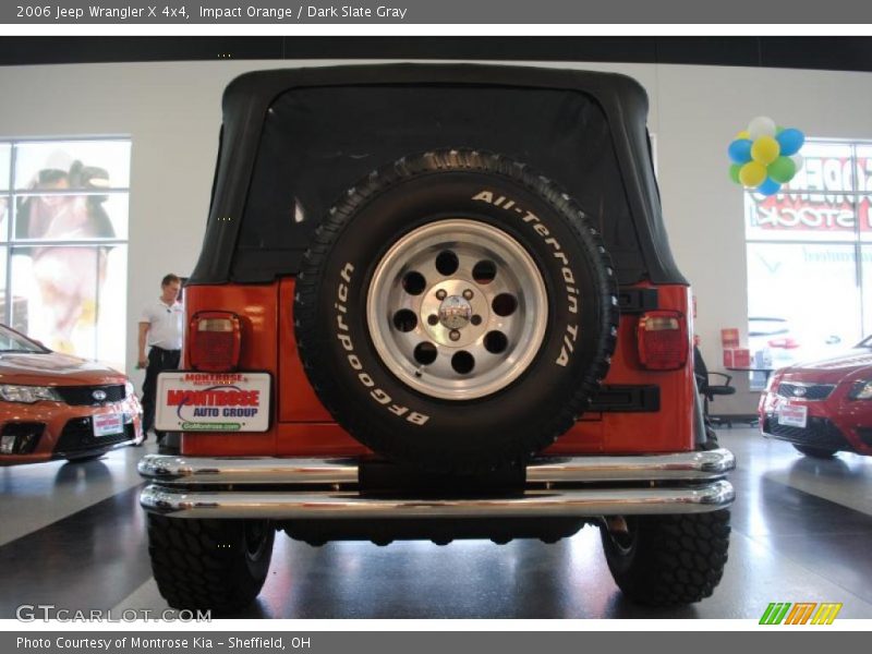 Impact Orange / Dark Slate Gray 2006 Jeep Wrangler X 4x4