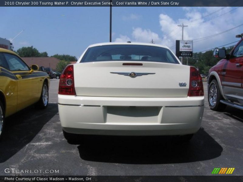 Cool Vanilla White / Dark Slate Gray 2010 Chrysler 300 Touring Walter P. Chryler Executive Series