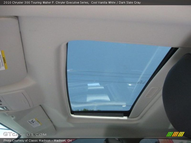 Cool Vanilla White / Dark Slate Gray 2010 Chrysler 300 Touring Walter P. Chryler Executive Series
