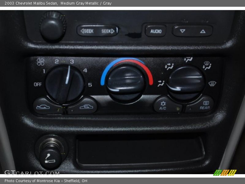 Medium Gray Metallic / Gray 2003 Chevrolet Malibu Sedan