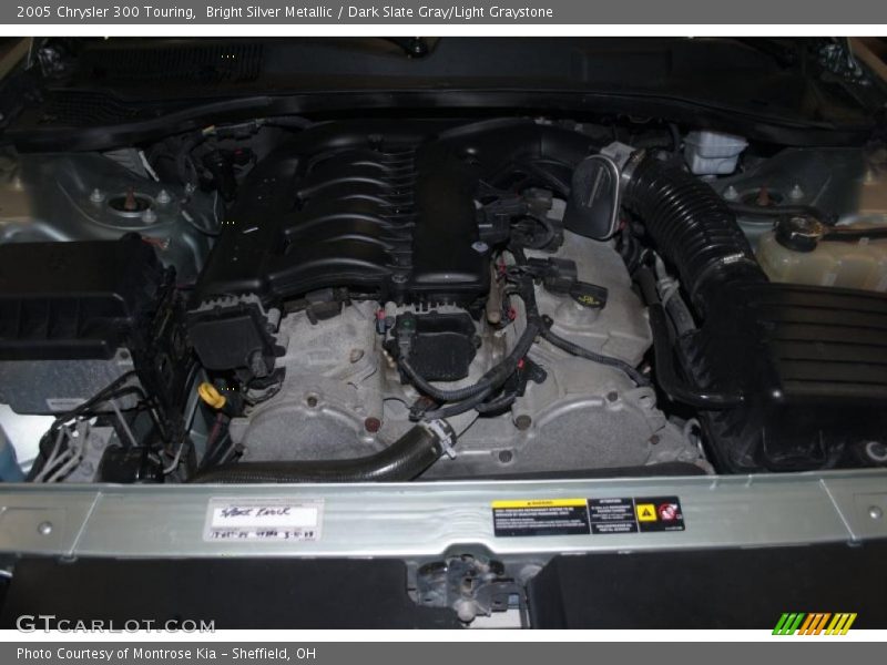 Bright Silver Metallic / Dark Slate Gray/Light Graystone 2005 Chrysler 300 Touring