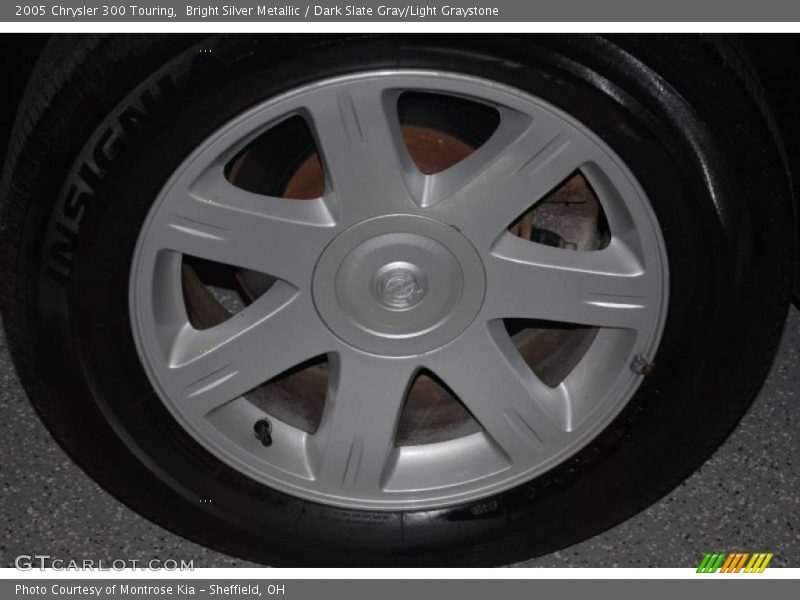 Bright Silver Metallic / Dark Slate Gray/Light Graystone 2005 Chrysler 300 Touring