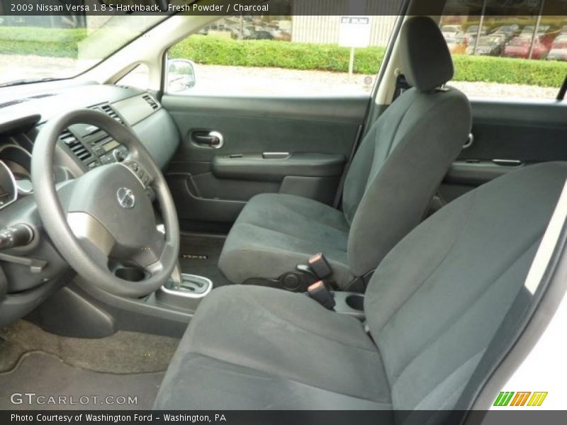 Fresh Powder / Charcoal 2009 Nissan Versa 1.8 S Hatchback