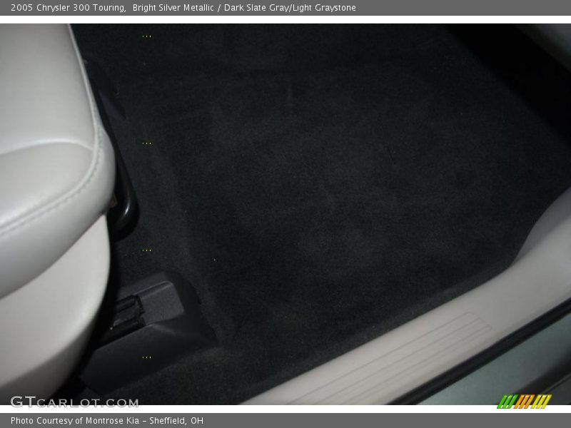 Bright Silver Metallic / Dark Slate Gray/Light Graystone 2005 Chrysler 300 Touring