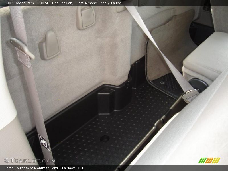 Light Almond Pearl / Taupe 2004 Dodge Ram 1500 SLT Regular Cab