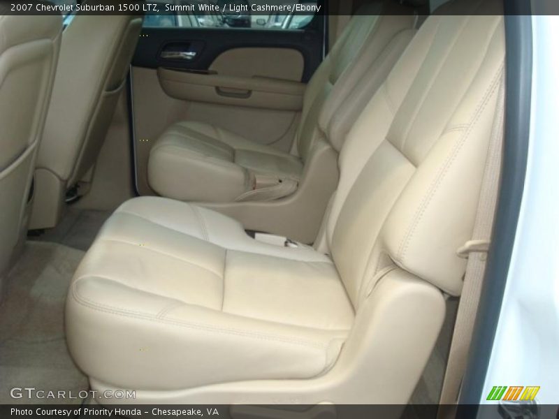 Summit White / Light Cashmere/Ebony 2007 Chevrolet Suburban 1500 LTZ