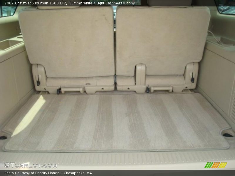 Summit White / Light Cashmere/Ebony 2007 Chevrolet Suburban 1500 LTZ