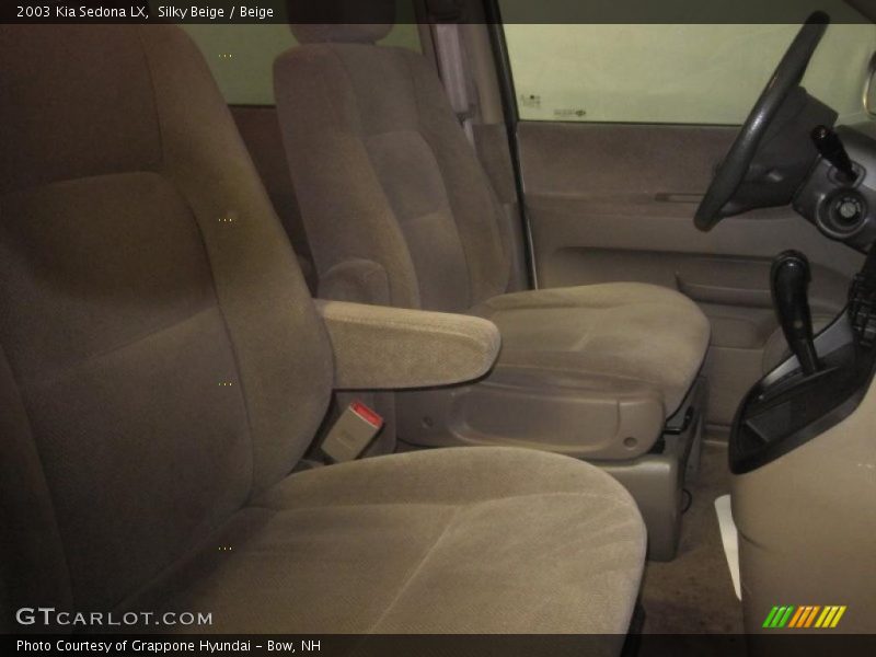 Silky Beige / Beige 2003 Kia Sedona LX