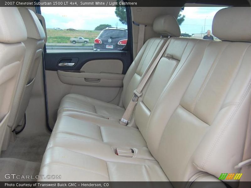Summit White / Light Cashmere 2007 Chevrolet Suburban 1500 LT 4x4