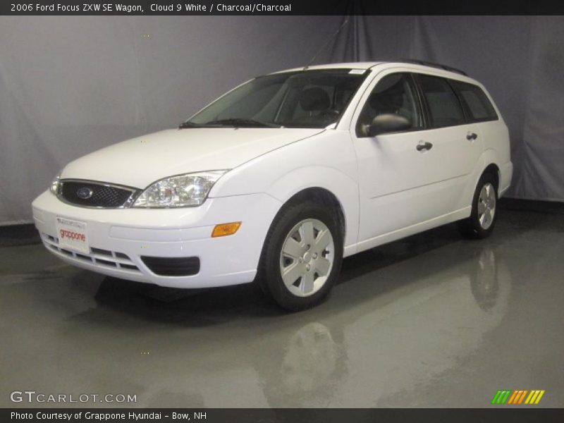Cloud 9 White / Charcoal/Charcoal 2006 Ford Focus ZXW SE Wagon