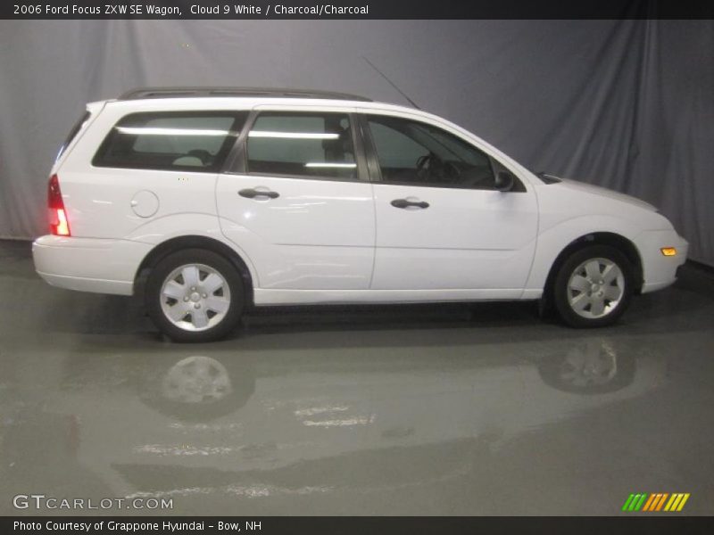 Cloud 9 White / Charcoal/Charcoal 2006 Ford Focus ZXW SE Wagon