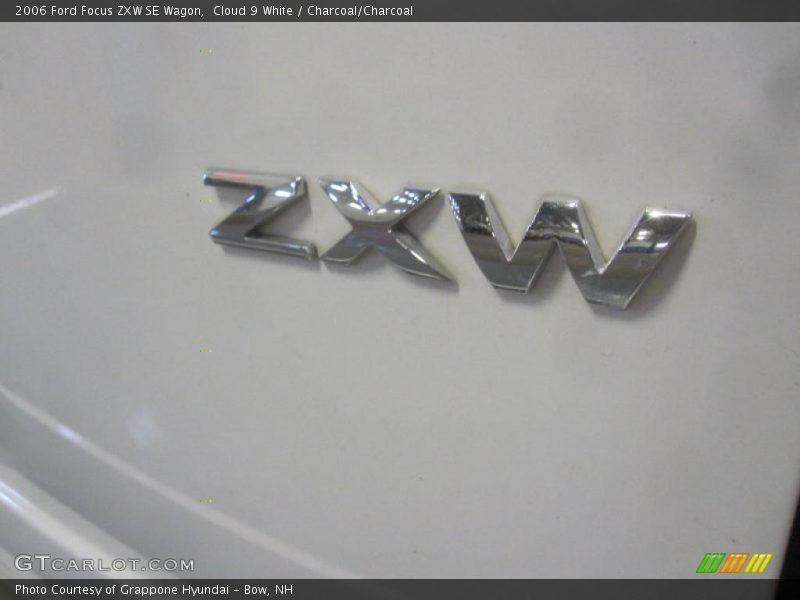 Cloud 9 White / Charcoal/Charcoal 2006 Ford Focus ZXW SE Wagon
