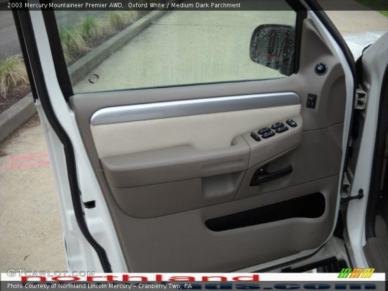 Oxford White / Medium Dark Parchment 2003 Mercury Mountaineer Premier AWD