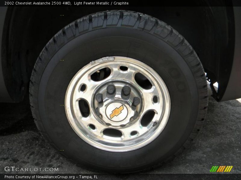 Light Pewter Metallic / Graphite 2002 Chevrolet Avalanche 2500 4WD