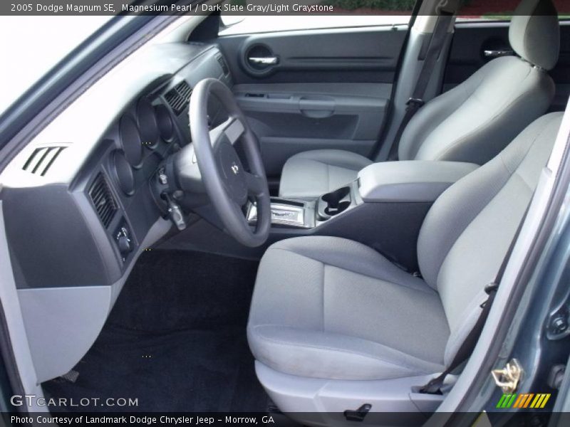 Magnesium Pearl / Dark Slate Gray/Light Graystone 2005 Dodge Magnum SE
